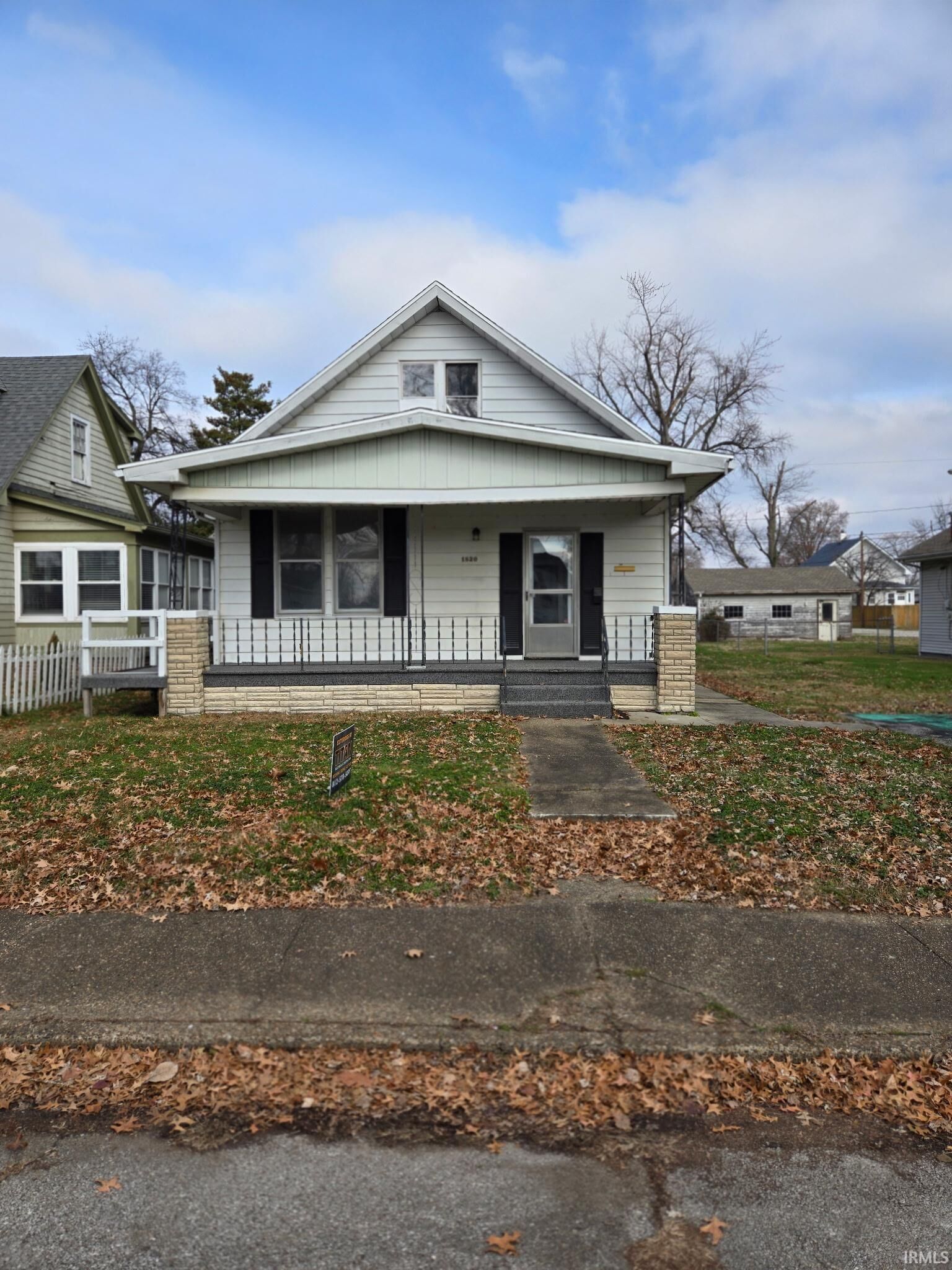 Property Photo:  1820 E Illinois Street  IN 47711 