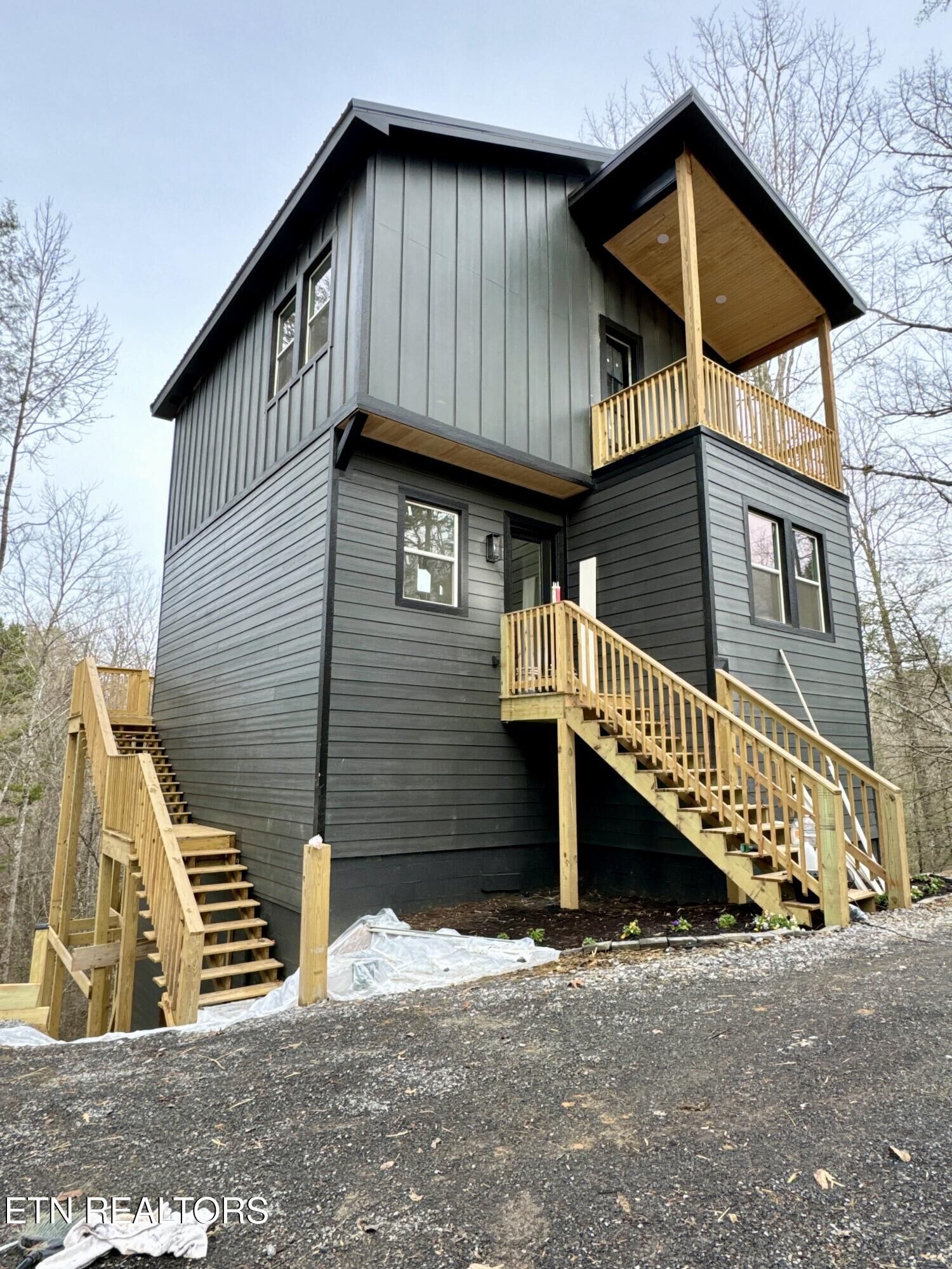 Property Photo: 924 N Highland Drive TN 37738