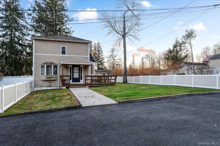 509 Vine Road  Yorktown Heights NY 10598 photo