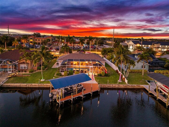 Property Photo:  626 Cape Coral Parkway W  FL 33914 