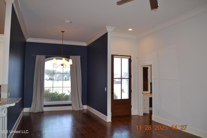 Property Photo: 529 E Park Street MS 39046
