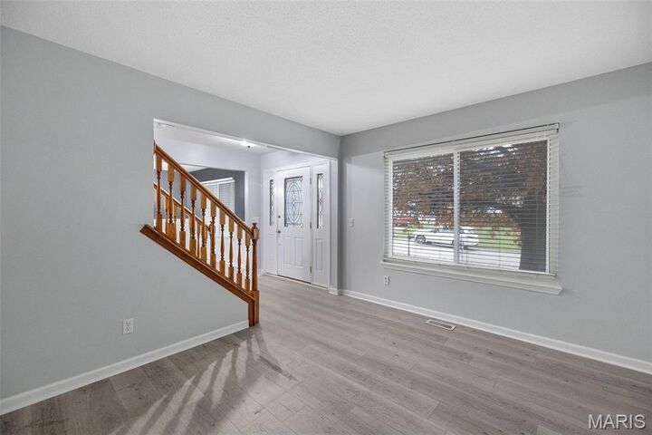 Property Photo:  6 Covered Wagon Trail Court  MO 63376 