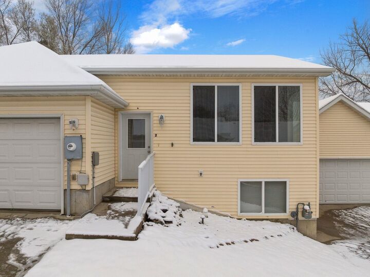 Property Photo: 1112 NW Delmar Ct. Unit 2 NW ND 58703
