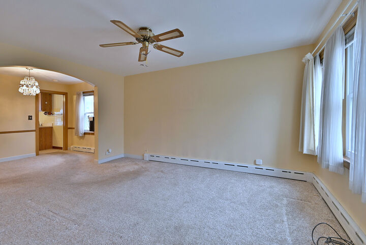 Property Photo: 8916 Cherry Avenue IL 60171