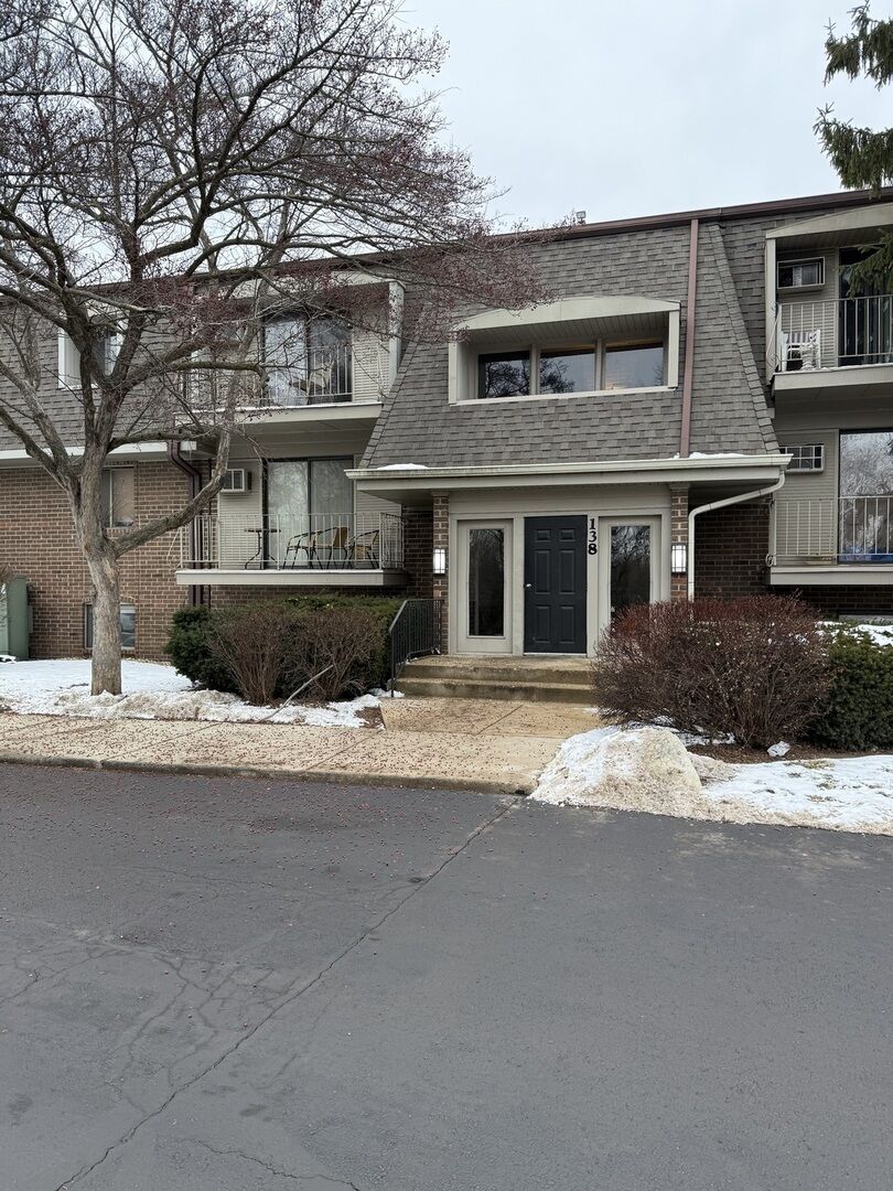 Property Photo:  138 E Bailey Road B  IL 60565 