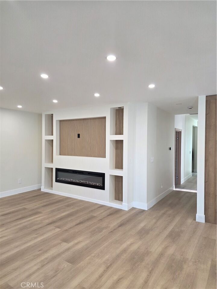 Property Photo:  254 W Santa Anita  CA 91502 