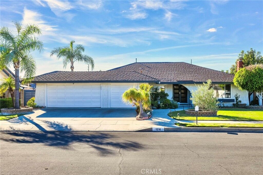 Property Photo:  1216 N Richard Street  CA 92869 