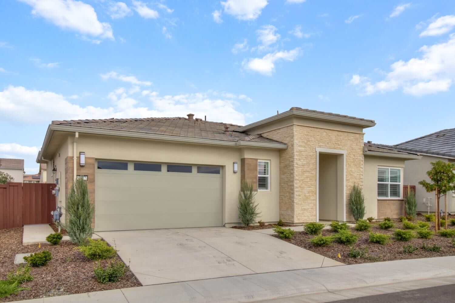 Property Photo: 3622 Edgewood Court CA 95630