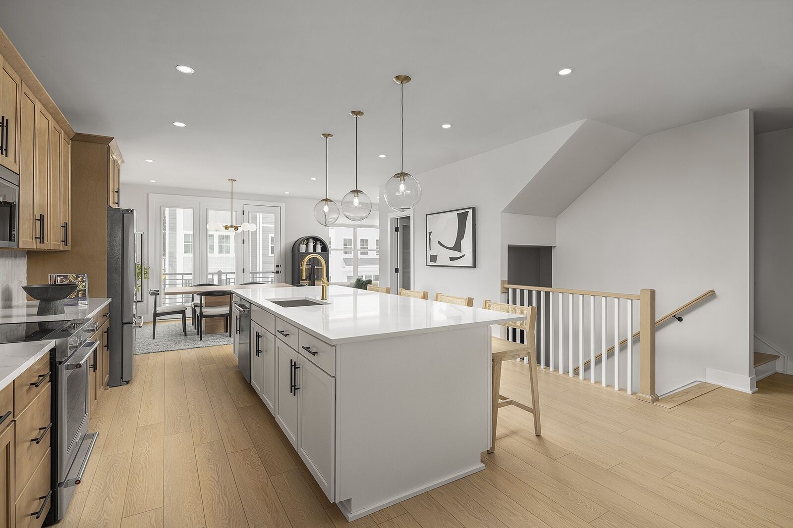 Property Photo:  828 42nd Ave N  TN 37209 