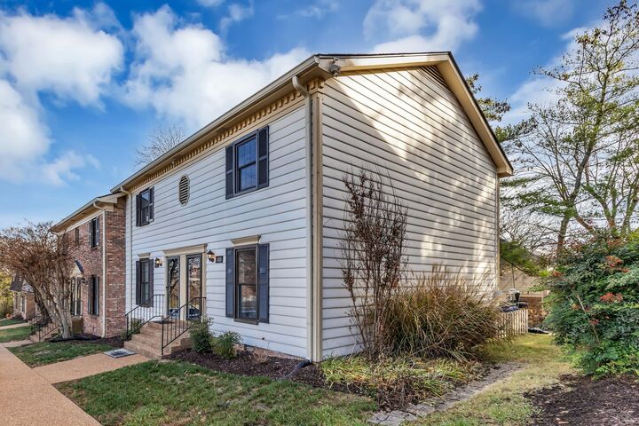 Property Photo:  705 Fox Ridge Dr  TN 37027 