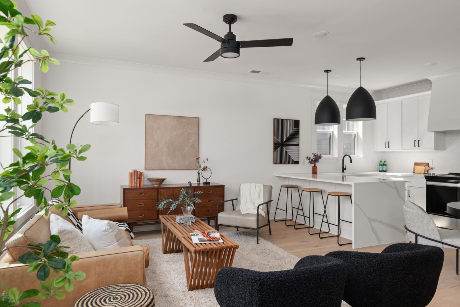 Property Photo:  1710 Carvell Ave  TN 37203 