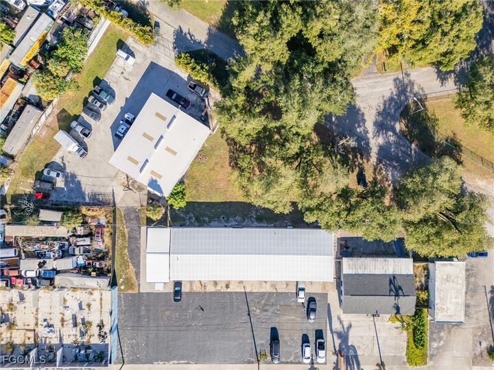 Property Photo:  3244 Royalston Avenue  FL 33916 