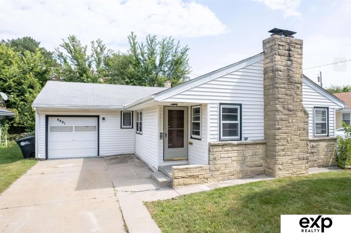 Property Photo:  4401 N 53rd Street  NE 68104 