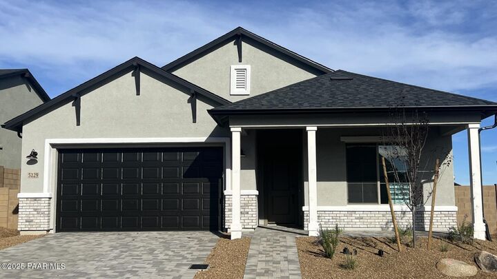 Property Photo:  5229 Meandering Trail  AZ 86301 