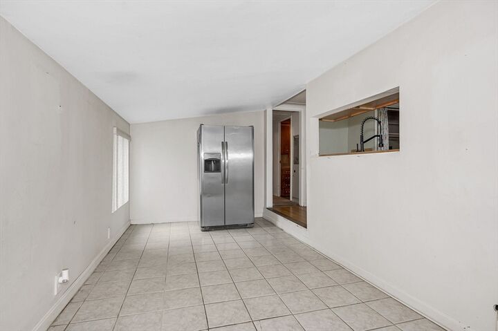 Property Photo:  261 Newbury 33B  MA 01960 