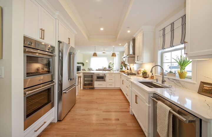 Property Photo:  21 Clubview Dr 21  MA 01810 