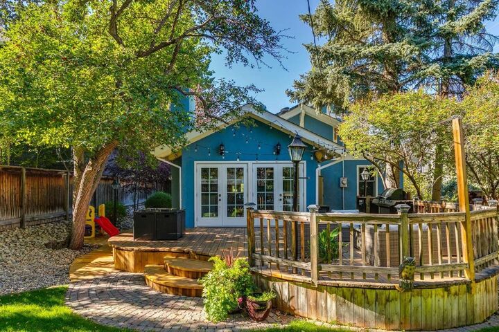 Property Photo: 1912 11 Street SW AB T2T 3L8