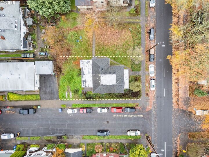 Property Photo:  1705 SE Morrison St  OR 97214 