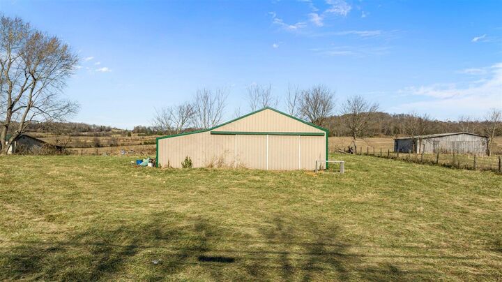Property Photo: 18996 Louisville Road KY 42160