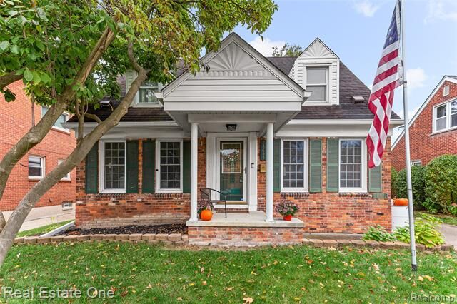 Property Photo:  23655 Rockford Street  MI 48124 