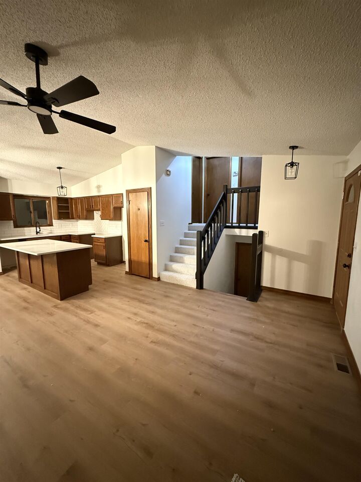 Property Photo: 5532 S Mosley Ct KS 67216