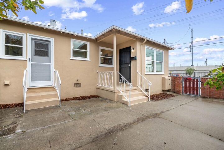 Property Photo: 529/533 Huntington Avenue CA 94066