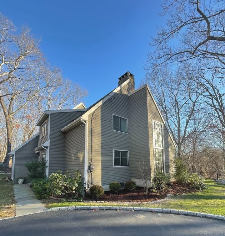 21 Pent Road  Weston CT 06883 photo