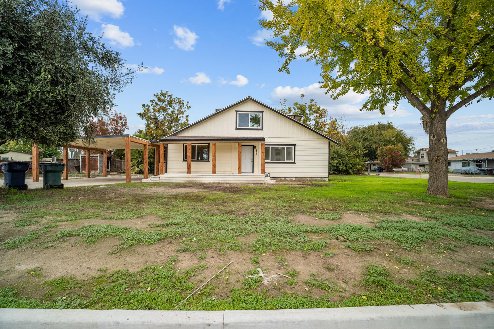 Property Photo: 339 S Silva Street CA 93274