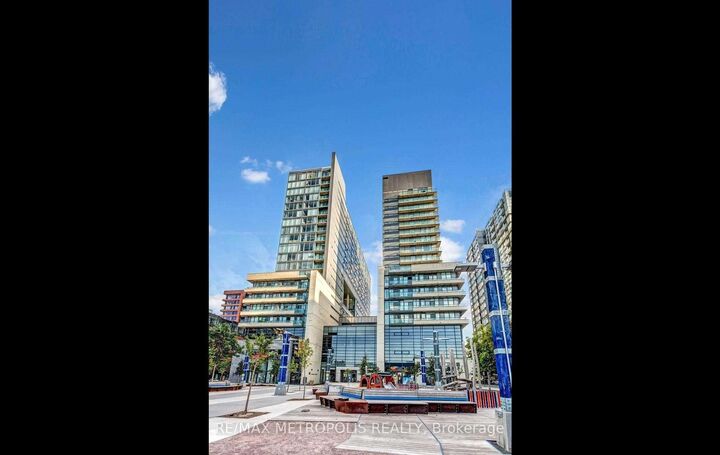Property Photo: 36 Lisgar Street 712E ON M6J 0C7