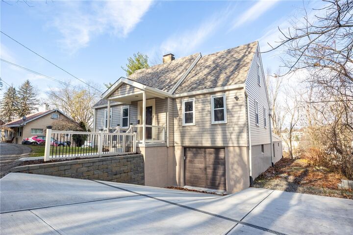 Property Photo: 5 N Park Rd PA 15229