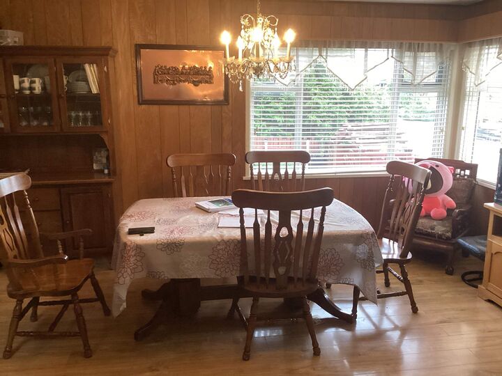 Property Photo:  488 E 4th Street  BC V7L 1J5 