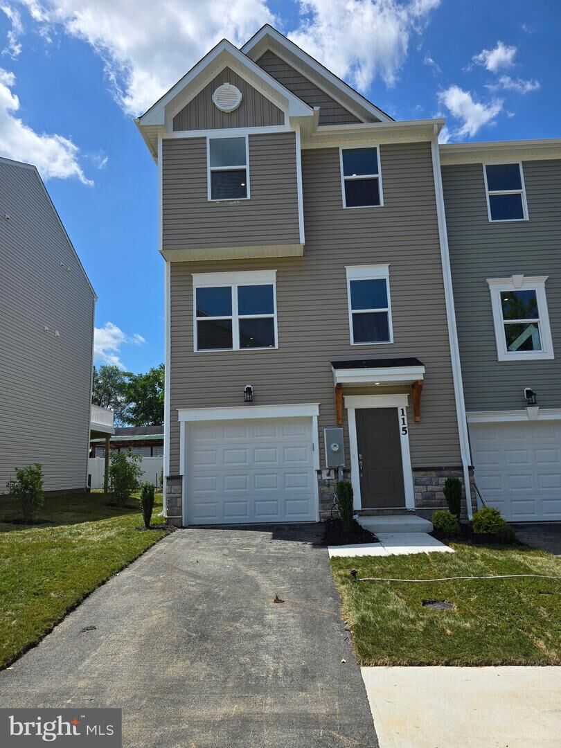 Property Photo: 115 Boone Court VA 22602