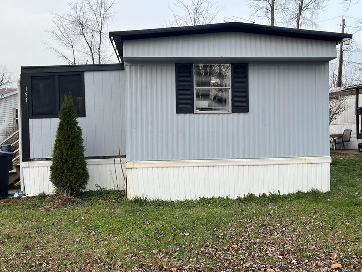 Property Photo:  151 Cambridge Court  OH 43068 