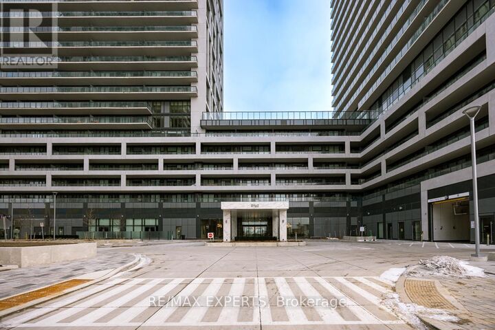 Property Photo:  8960 Jane Street 2217  ON L4K 0N9 