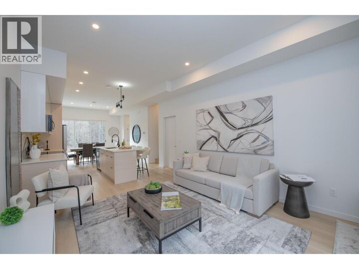 Property Photo: 9188 Tronson Road 3 BC V1H 1E2