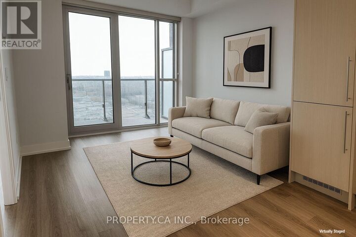 Property Photo:  430 Square One Drive 4002  ON L5B 0L6 