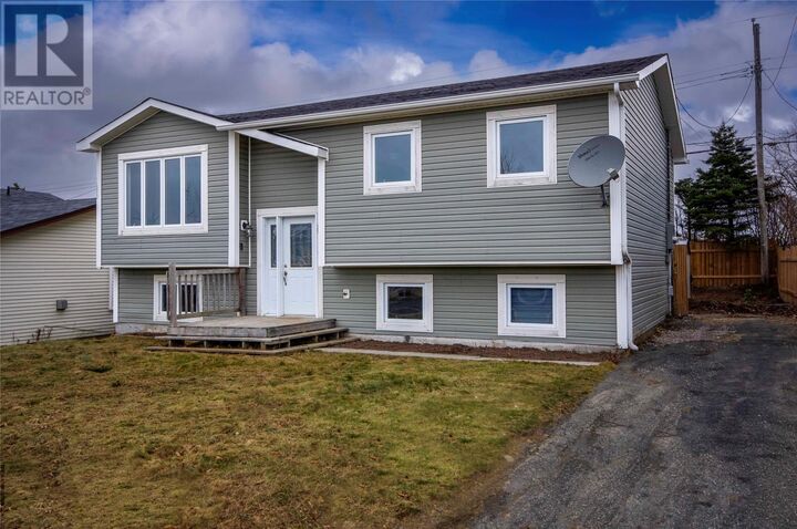 47 Kerry Avenue  Conception Bay South NL A1X 7H5 photo