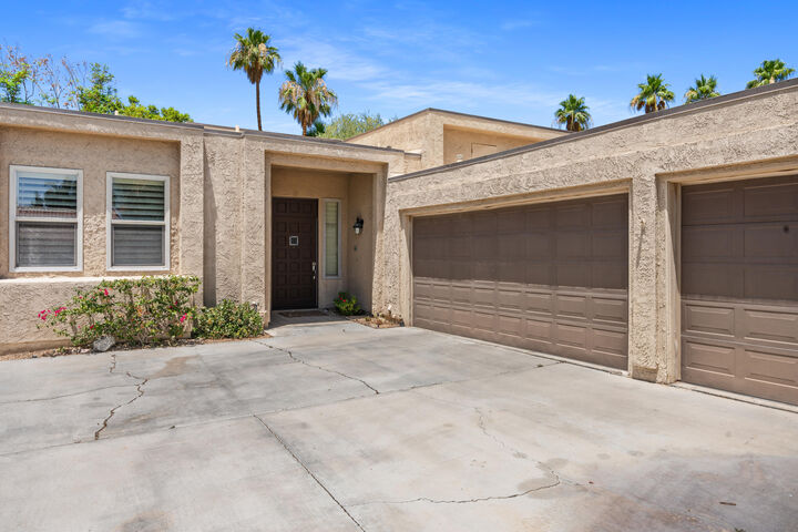Property Photo: 30 San Juan Drive CA 92270