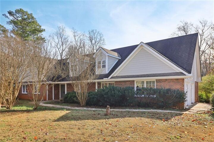 Property Photo:  937 Hidden Falls Lane SE  GA 30082 