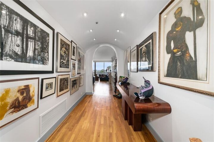 Property Photo:  2660 Peachtree Road NW 9G  GA 30305 