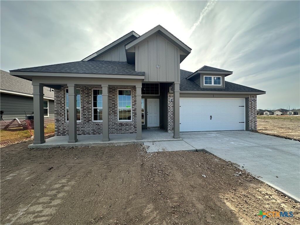 Property Photo:  212 Atlas Avenue  TX 76542 