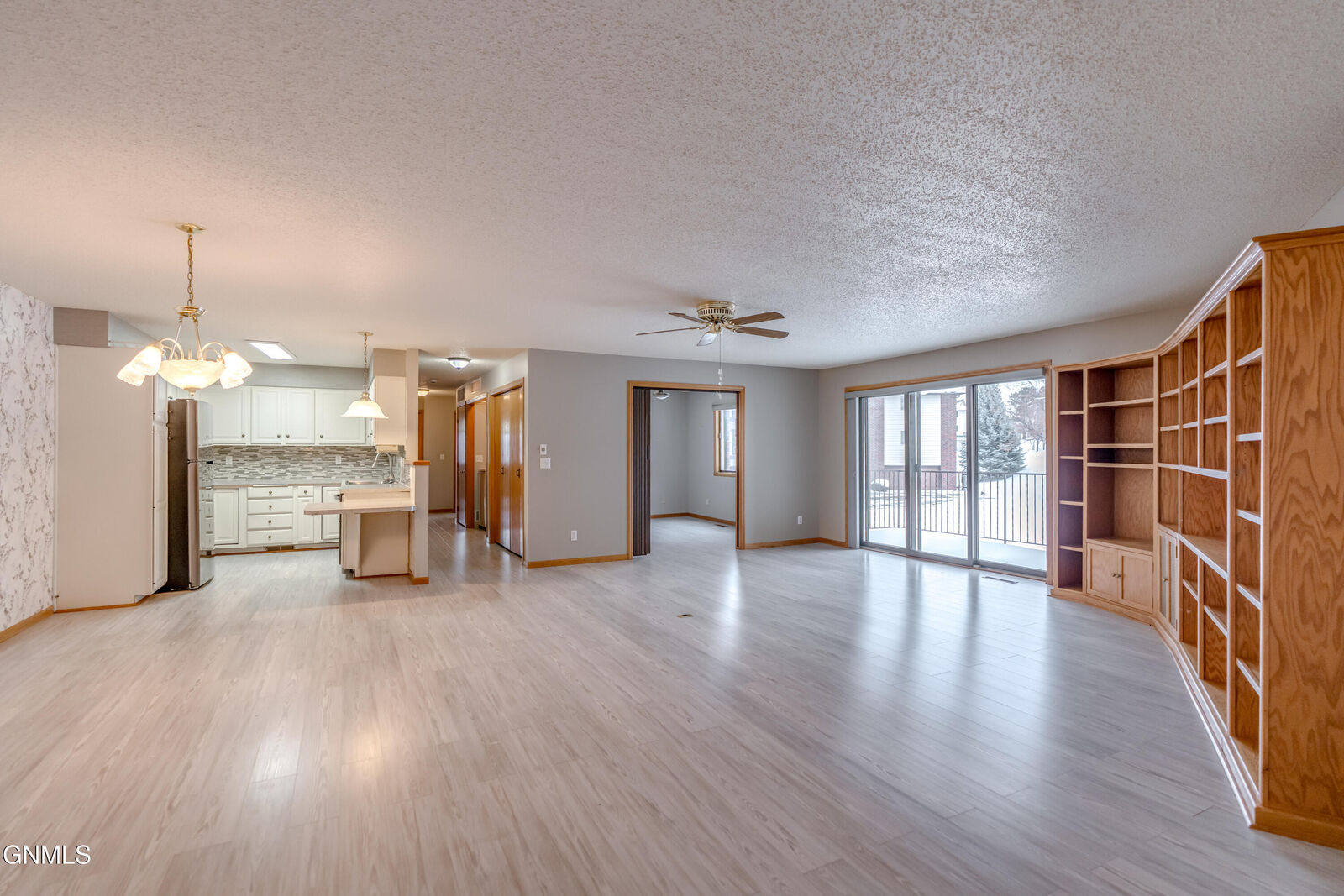 Property Photo:  3305 Montreal Street 202  ND 58503 