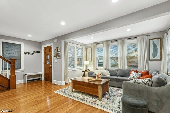 Property Photo:  36 Wall St  NJ 07016 