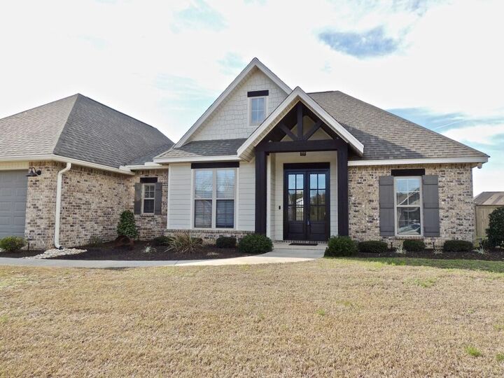 Property Photo:  38 Copperfield Dr.  MS 39402 