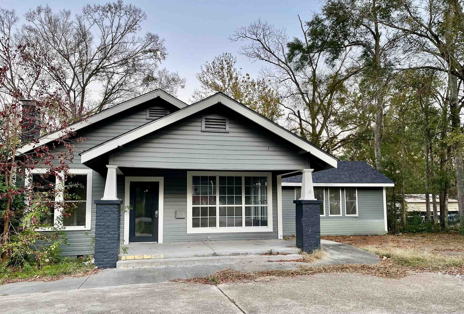 Property Photo:  400 N St Mary  TX 75633 