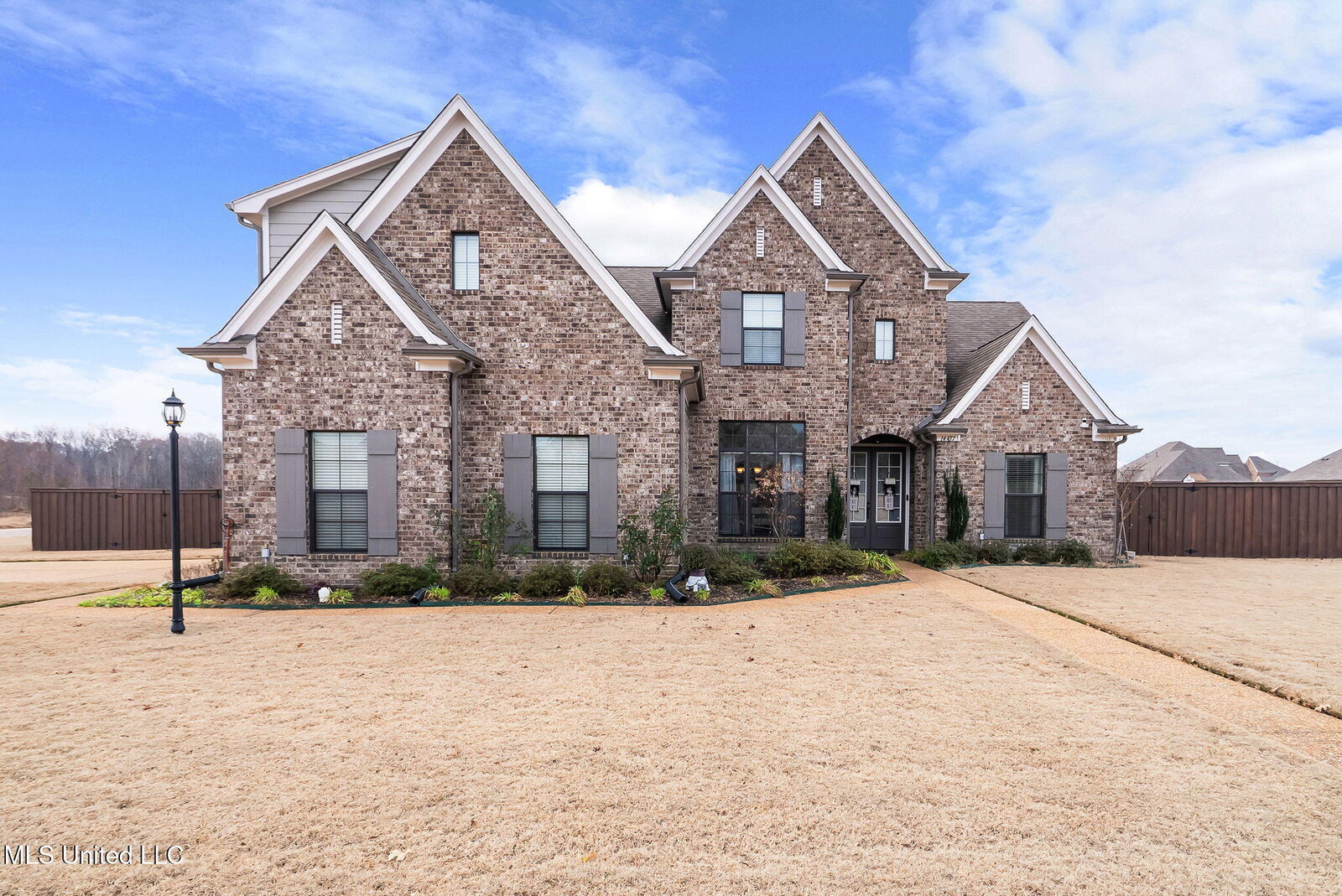 Property Photo:  14437 Choctaw Ridge Drive  MS 38654 
