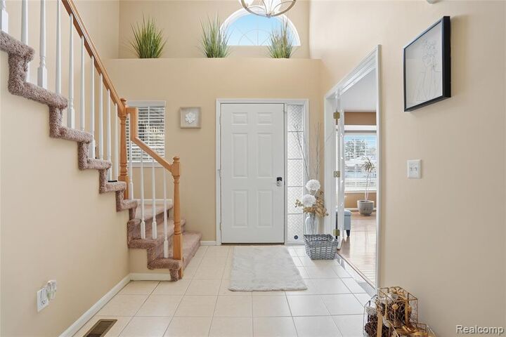 Property Photo:  14649 Taylor Boulevard  MI 48154 4095 