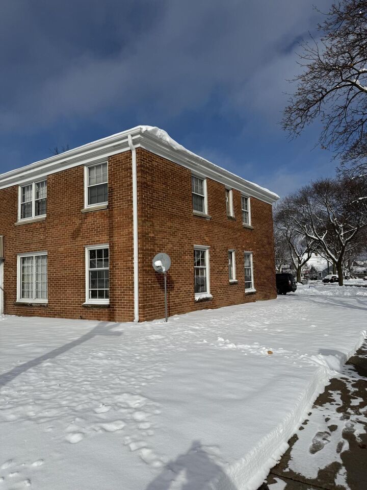 Property Photo:  6100 W Lisbon Ave  WI 53210 