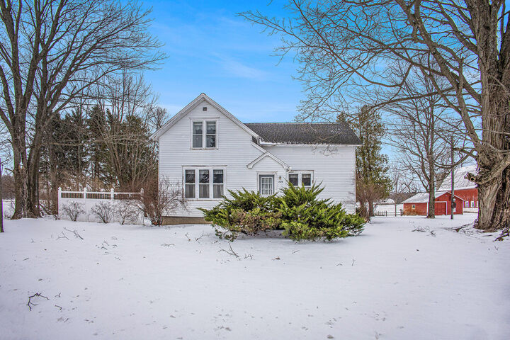 Property Photo:  1529 W Hansen Road  MI 49454 