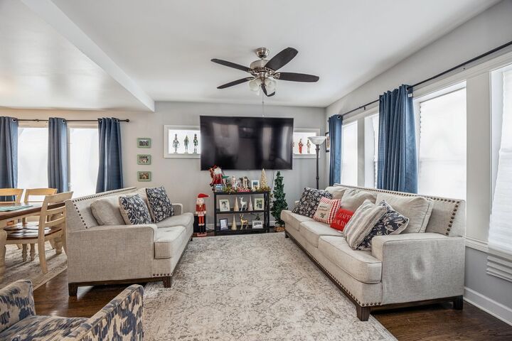 Property Photo:  3647 Euclid Avenue  IL 60402 